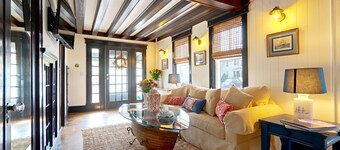  Private Roof Deck! Pets Welcome . Walk to Beach & Asbury! Summer 26 booking