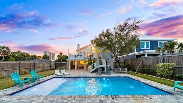 Outdoor pool, a heated pool - Bid-A-Wee Beach Home-Private Pool (Panama City Beach)