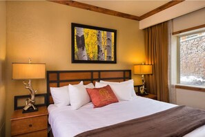 2 quartos, ferros/tábuas de passar roupa, Wi-Fi, roupa de cama