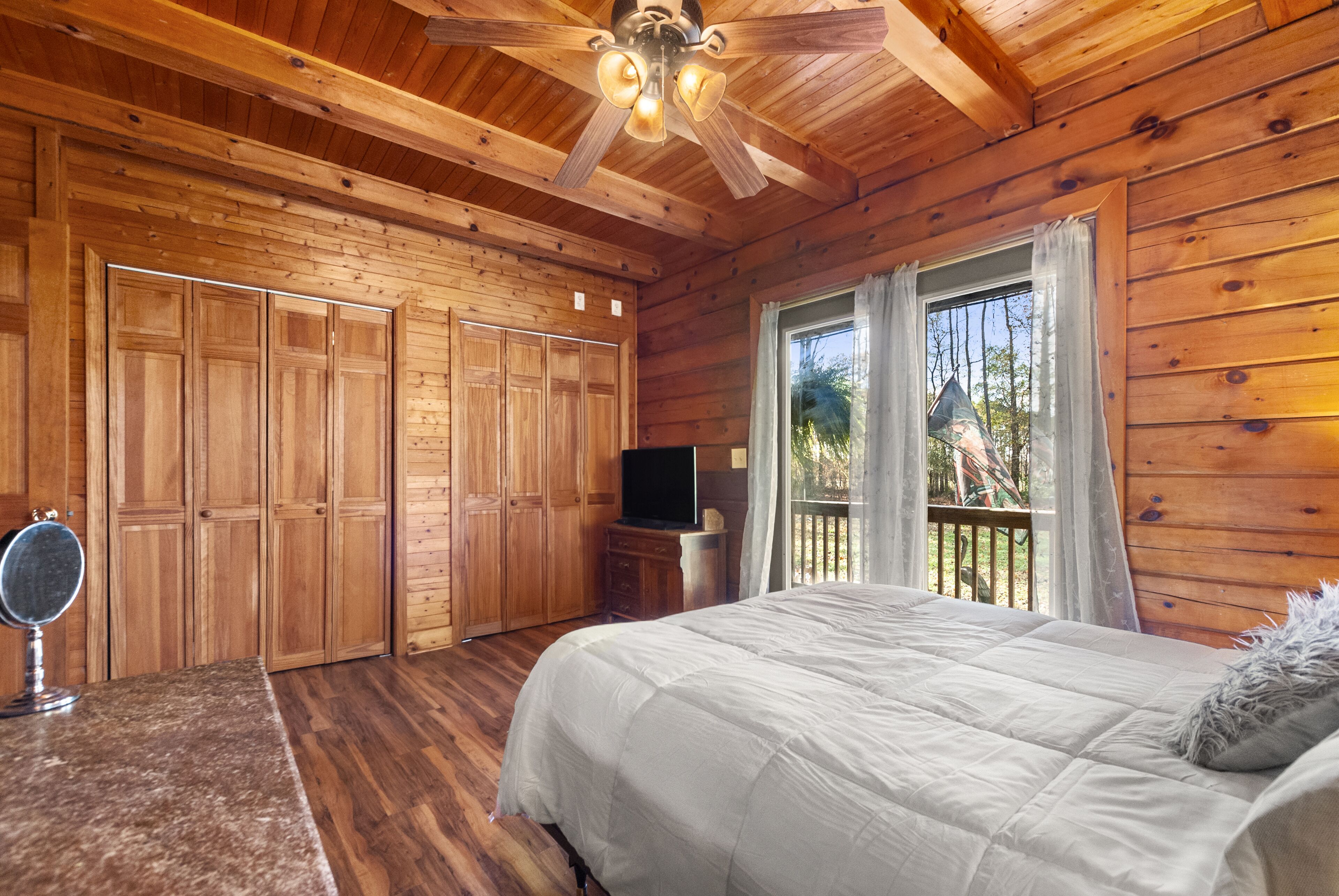 3 dormitorios, tabla de planchar con plancha, wifi y ropa de cama