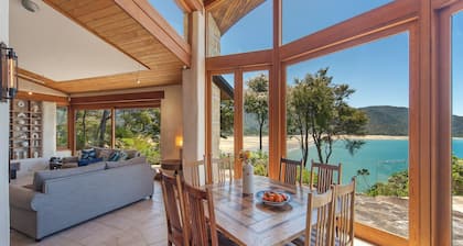 Tokongawa Retreat - Views, Pools, Serenity!