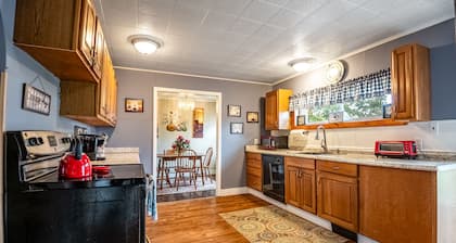 Cozy Volant Ranch With Lakeview