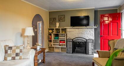 Cozy Volant Ranch With Lakeview