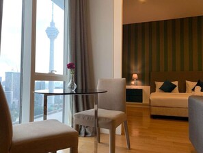 Living area - The Platinum Klcc By Castle (Kuala Lumpur)