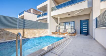 4 bedroom awesome home in Srima