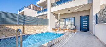 4 bedroom awesome home in Srima