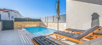 4 bedroom awesome home in Srima