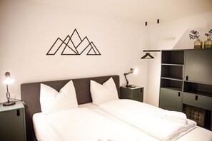 2 bedrooms, WiFi, bed sheets