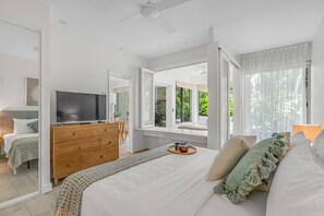 2 bedrooms, desk, iron/ironing board, free WiFi