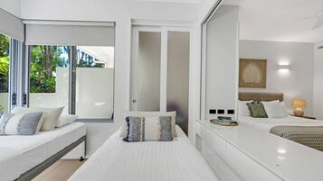 2 bedrooms, desk, iron/ironing board, free WiFi