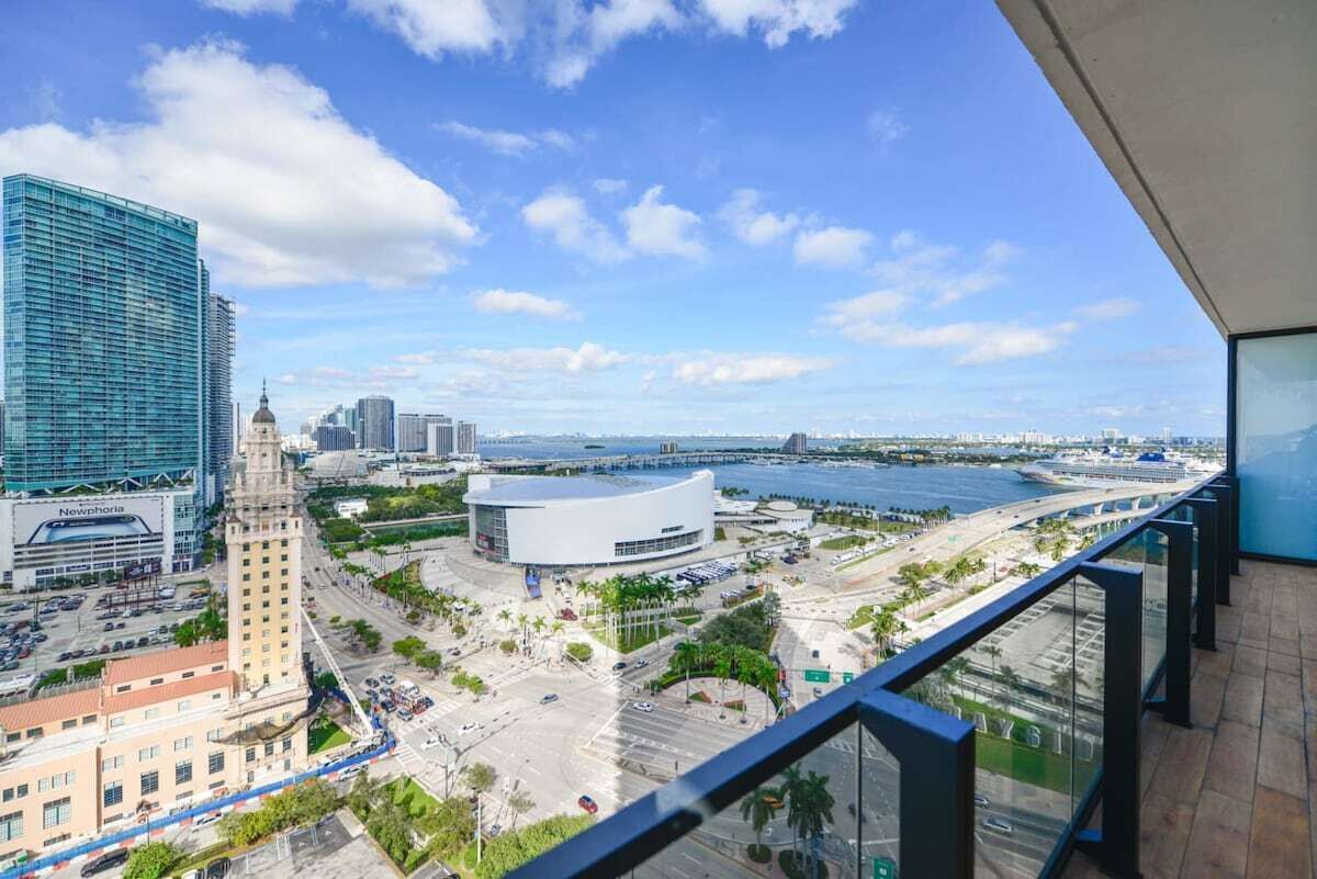 Luxury Condo in the Heart of Downtown Miami