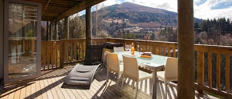 Design Apartment, 1 Bedroom, Non Smoking, Mountain View | Terrace/patio