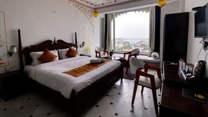 Premium Room | Premium bedding, Select Comfort beds, minibar, desk - Hotel Darbargarh, Udaipur (Udaipur)