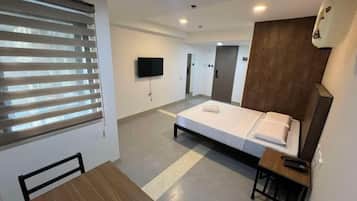 Deluxe Room | Free WiFi, bed sheets