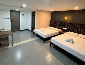 Family Quadruple Room | Free WiFi, bed sheets - Maine City Residences Tramo (Pasay)