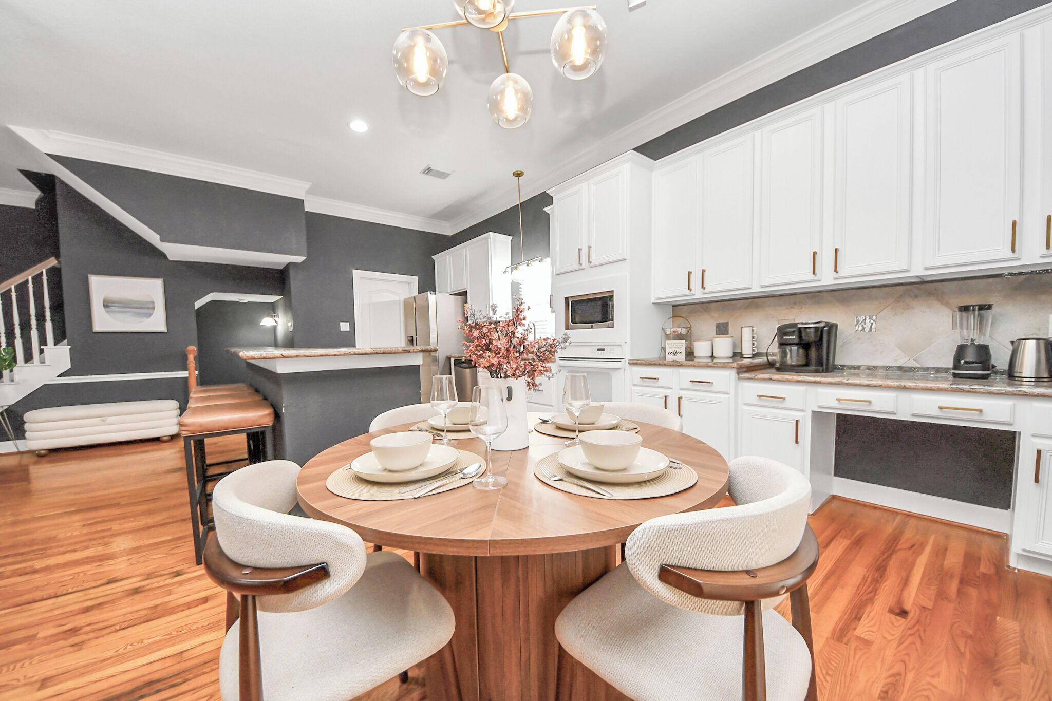 المنشأة من الداخل