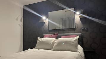 4 chambres, fer et planche Ă  repasser, Wi-Fi gratuit, draps fournis