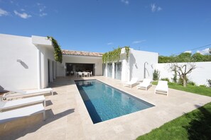 Pool - Une Villa Luxueuse à Saint Remy de Provence , A 5 Minutes du Centre , au Calme (Saint-Rémy-de-Provence)