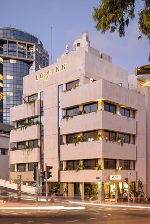 Front of property - Savanna Dizengoff - Smart Hotel by Loginn Tel Aviv (Tel Aviv)