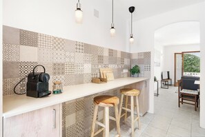 Dining - Traditional Spanish Villa with Private Pool, Air-con,and Wifi (Cala en Porter)