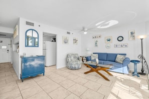 Smart TV - Ground-Floor Beachfront Condo! Free Beach Chair Service (Panama City Beach)