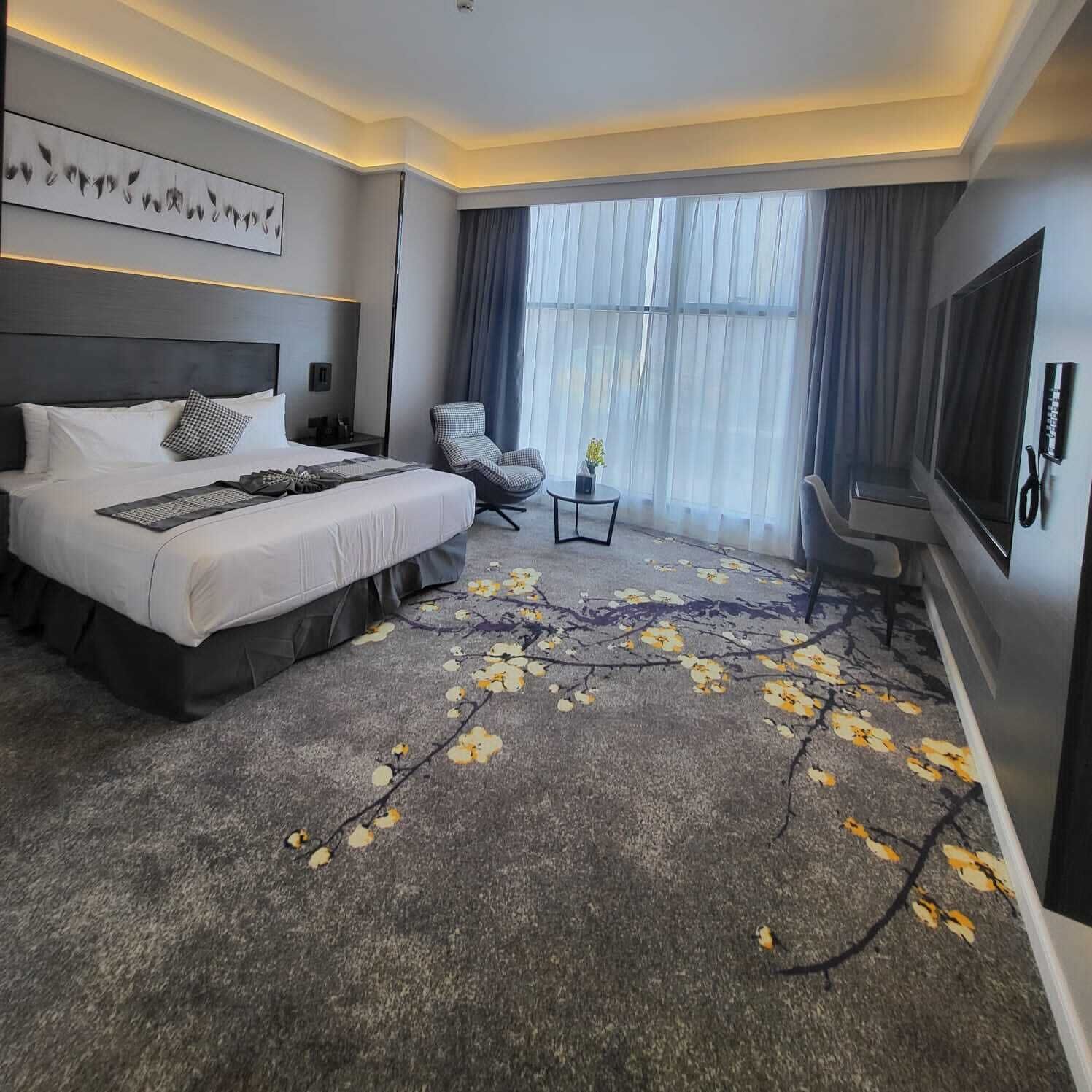 Deluxe Room, 1 King Bed