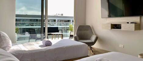 2 室のベッドルーム、WiFi