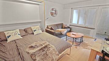 Fer et planche Ă repasser, Wi-Fi gratuit, draps fournis