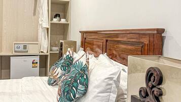 Phòng đôi Superior | 1 phòng ngủ, bộ đồ giường cao cấp, két bảo mật tại phòng, bàn