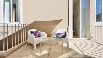Double Room, 1 Queen Bed, Terrace, Garden View | Terrace/patio
