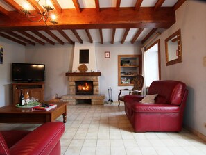 Télévision, cheminée