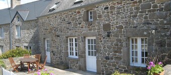 Cozy house near beach, internet, pets welcome