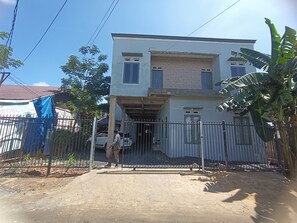 Front of property - Hotel O Pondok Tawing Rumbih (Tamban)