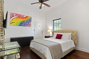 2 bedrooms, desk, iron/ironing board, travel crib