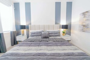 8 dormitorios, escritorio, tabla de planchar con plancha y wifi