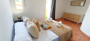 3 chambres, Wi-Fi, draps fournis