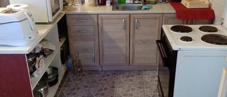 Microwave, oven