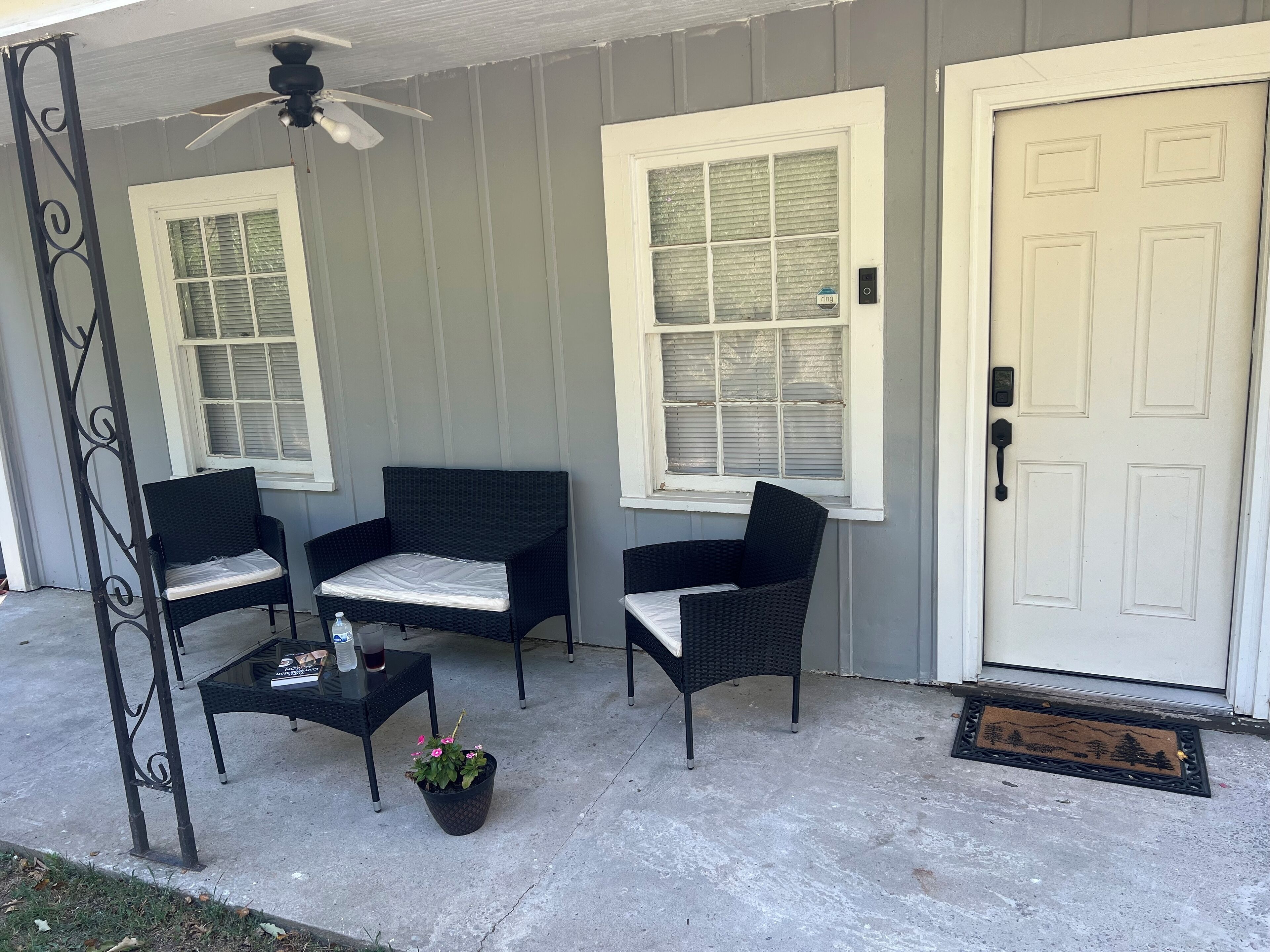 Serenity of Charleston near CAMC and Capital! Newly Renovated!