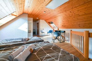 2 Schlafzimmer, Schreibtisch, kostenloses WLAN, Bettwäsche