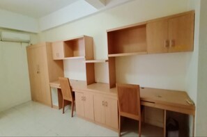 Desk, free WiFi, bed sheets