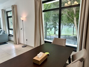 独特公寓 | 客房内用餐