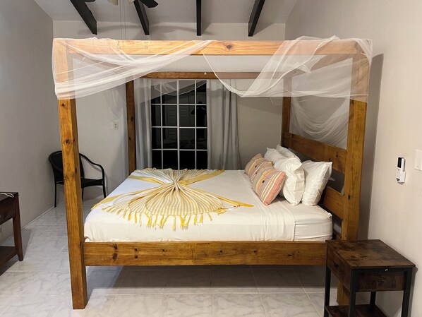 3 bedrooms, iron/ironing board, travel cot, free WiFi