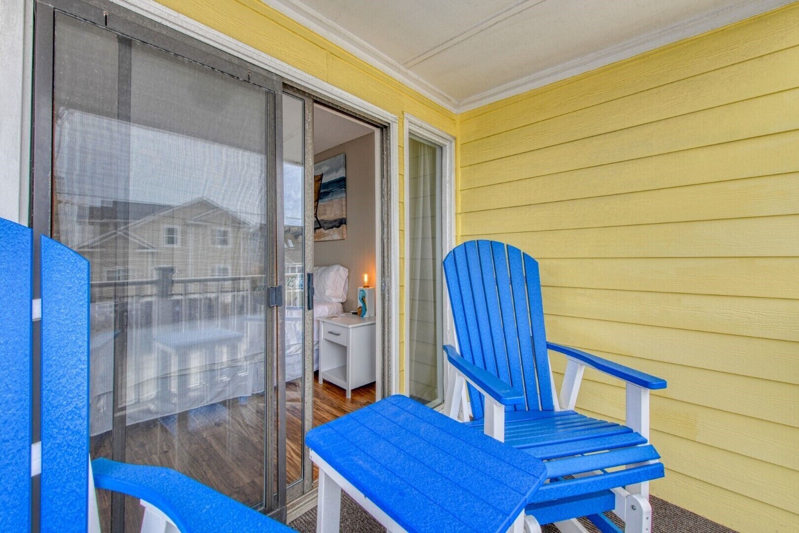 المنطقة المحيطة بالمنشأة