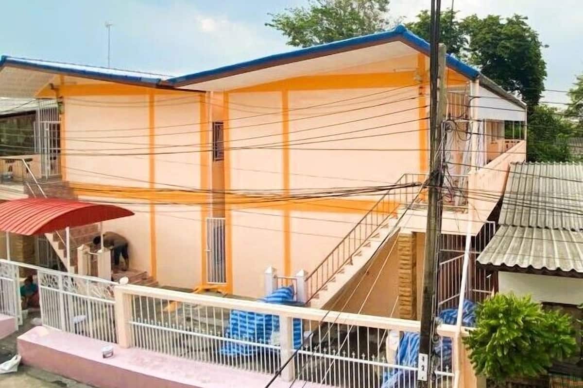 Habitación individual económica | Wifi gratis y ropa de cama