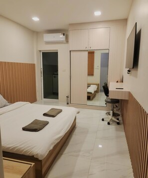Comfort Studio | Free WiFi, bed sheets - S.P.C. Apartment by Brodderud (Bangkok)