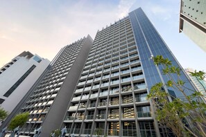 Exterior - Luxury apartment in Business Bay (Dubai)