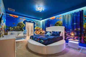10 bedrooms, desk, iron/ironing board, travel cot - 3608 Lily Windsor · NEW Resort Villa Near Disney Windsor Island w/Pool (Davenport)