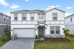 Exterior - 3025 Mahalo · NEW Villa Windsor Island Resort by Disney Pool&Spa (Davenport)
