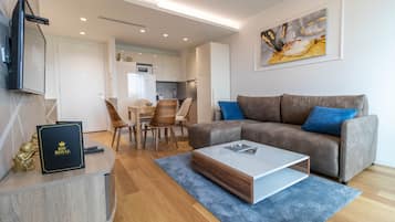 Căn hộ Business | Khu phòng khách | TV màn hình phẳng