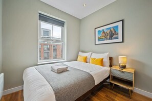 1 Schlafzimmer, Schreibtisch, Bügeleisen/Bügelbrett, WLAN